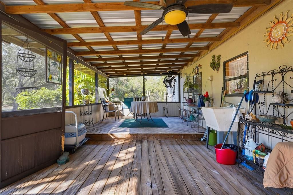 На продажу: $359,000 (3 спален, 2 ванн, 1432 Квадратных фут)