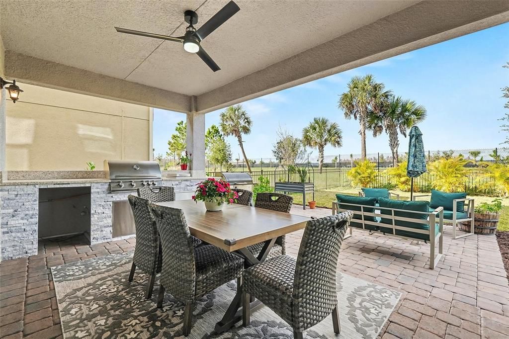 For Sale: $690,000 (4 beds, 4 baths, 2961 Square Feet)