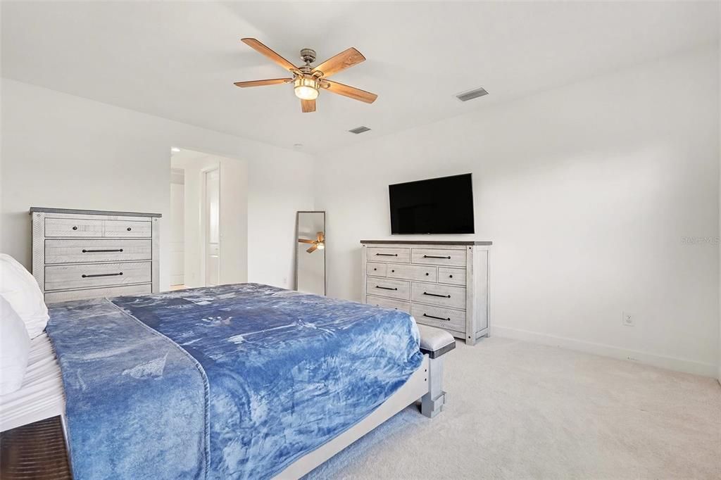 For Sale: $690,000 (4 beds, 4 baths, 2961 Square Feet)