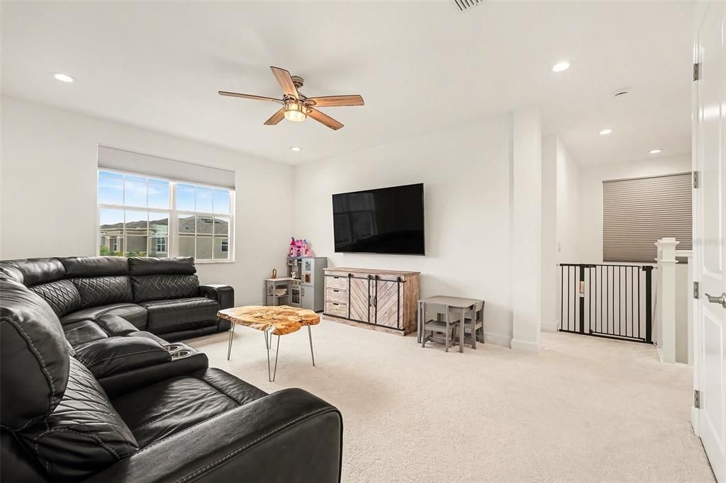 For Sale: $690,000 (4 beds, 4 baths, 2961 Square Feet)