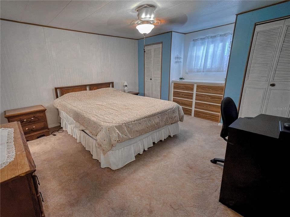 待售: $139,900 (2 贝兹, 2 浴室, 960 平方英尺)