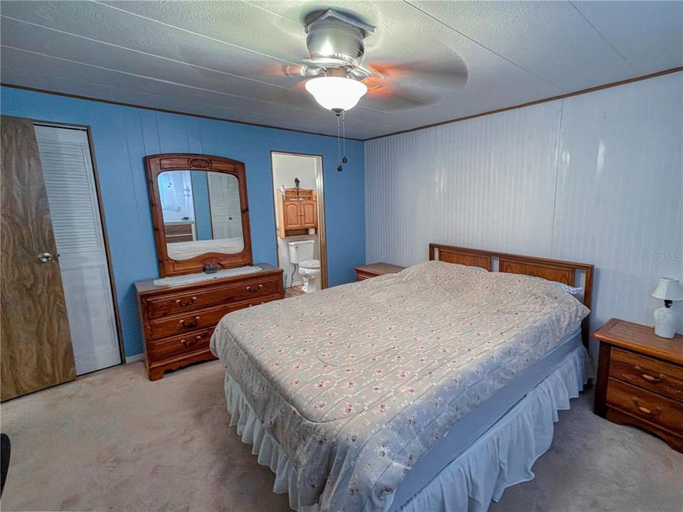 待售: $139,900 (2 贝兹, 2 浴室, 960 平方英尺)