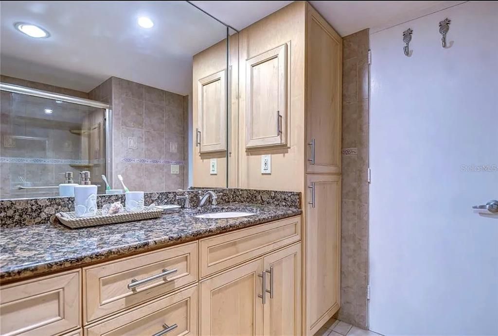 En Venta: $538,000 (2 camas, 1 baños, 1090 Pies cuadrados)