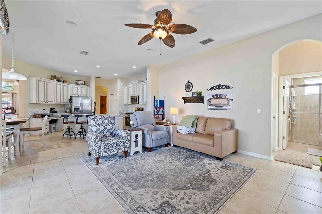 待售: $529,000 (4 贝兹, 3 浴室, 2288 平方英尺)