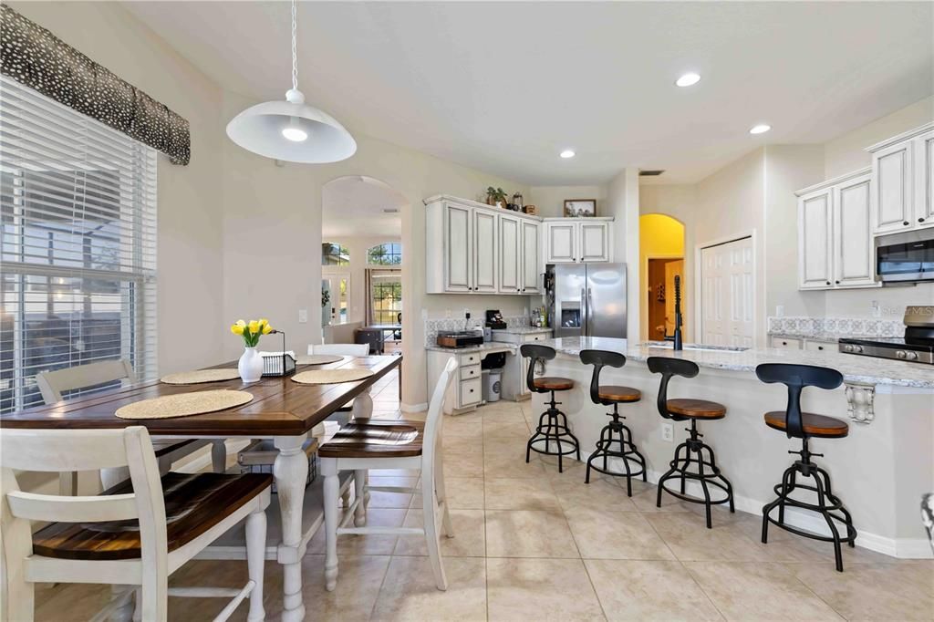 待售: $529,000 (4 贝兹, 3 浴室, 2288 平方英尺)