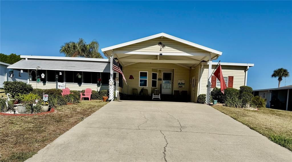 For Sale: $217,000 (3 beds, 2 baths, 1390 Square Feet)