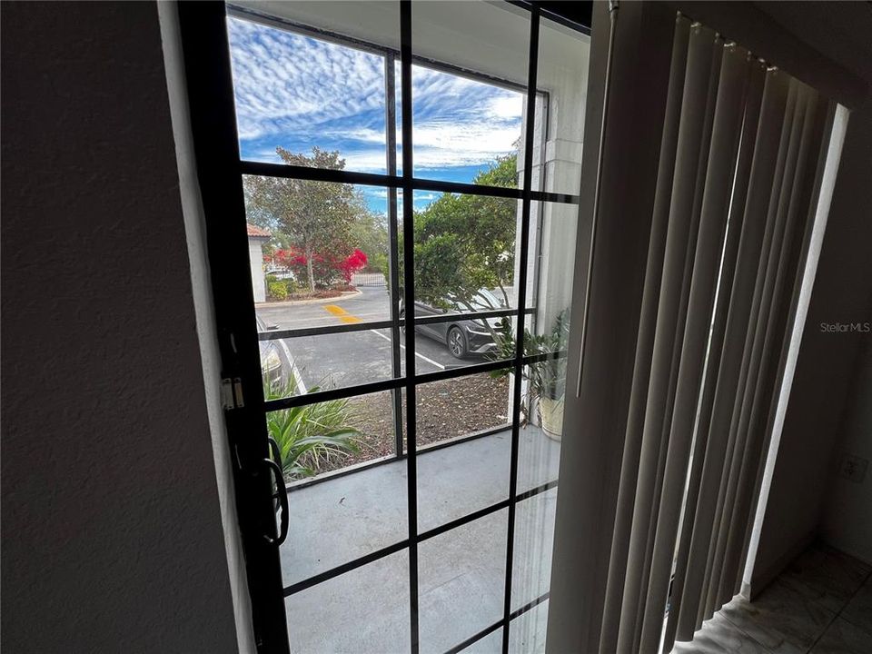 На продажу: $225,000 (2 спален, 2 ванн, 1054 Квадратных фут)