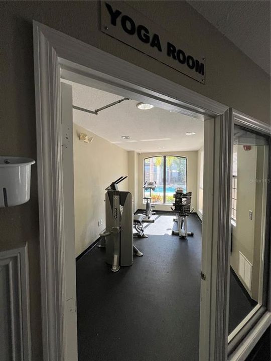 На продажу: $225,000 (2 спален, 2 ванн, 1054 Квадратных фут)