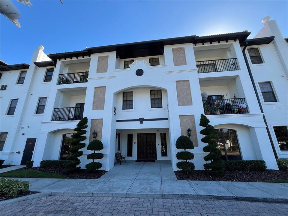 На продажу: $225,000 (2 спален, 2 ванн, 1054 Квадратных фут)