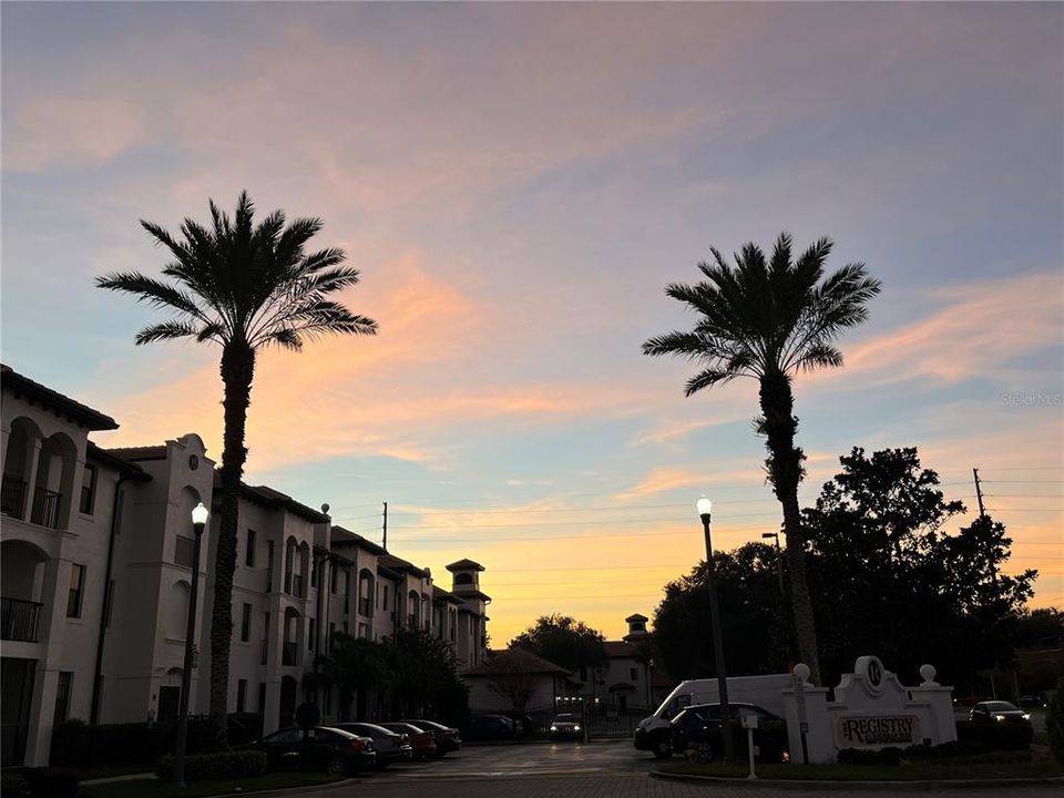 На продажу: $225,000 (2 спален, 2 ванн, 1054 Квадратных фут)