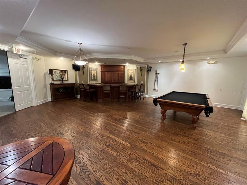 На продажу: $225,000 (2 спален, 2 ванн, 1054 Квадратных фут)