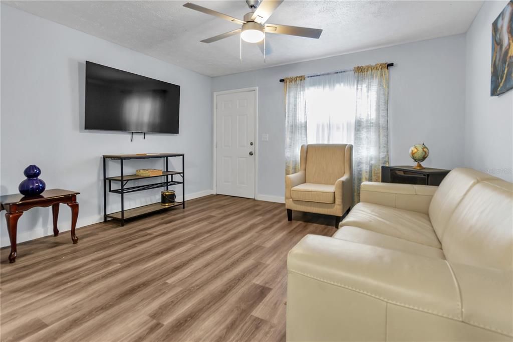 En Venta: $779,000 (8 camas, 0 baños, 3248 Pies cuadrados)