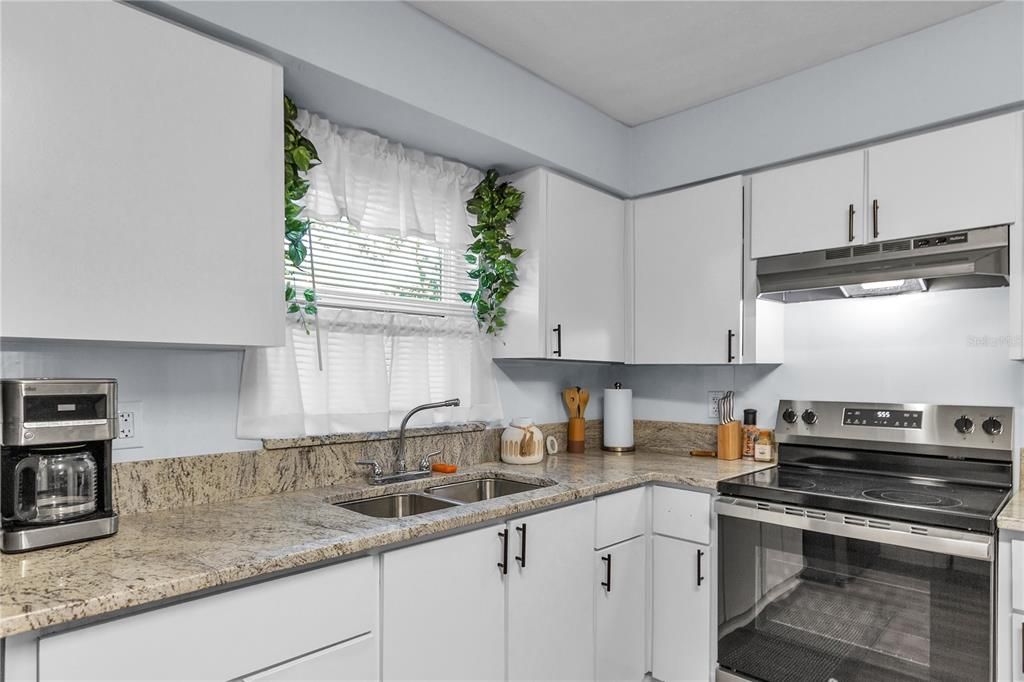 En Venta: $779,000 (8 camas, 0 baños, 3248 Pies cuadrados)