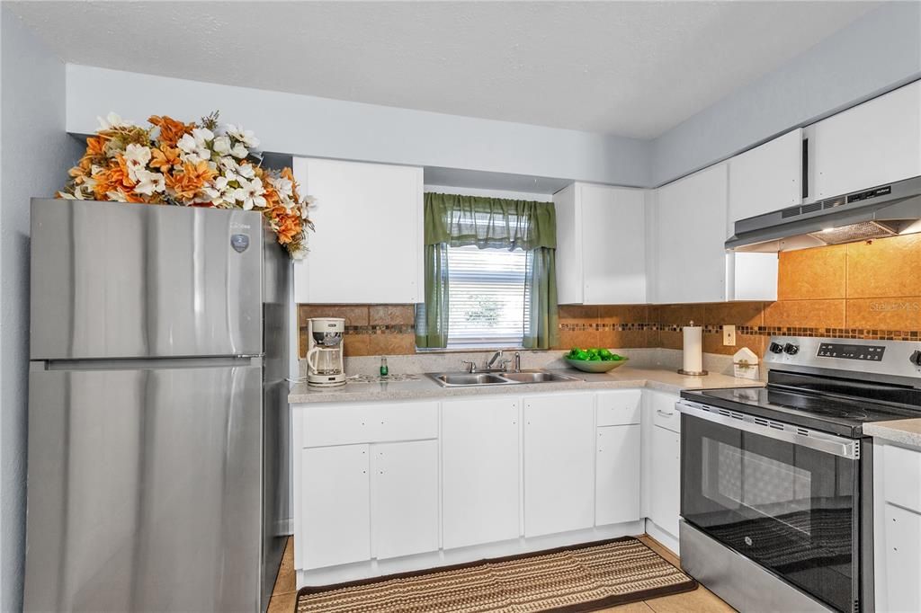 En Venta: $779,000 (8 camas, 0 baños, 3248 Pies cuadrados)