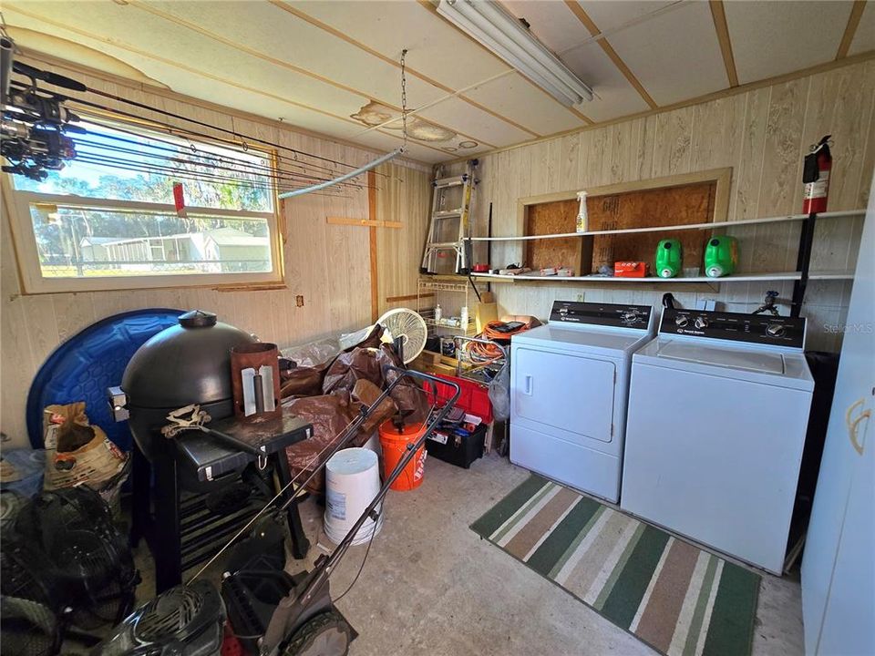 На продажу: $140,000 (2 спален, 1 ванн, 1056 Квадратных фут)