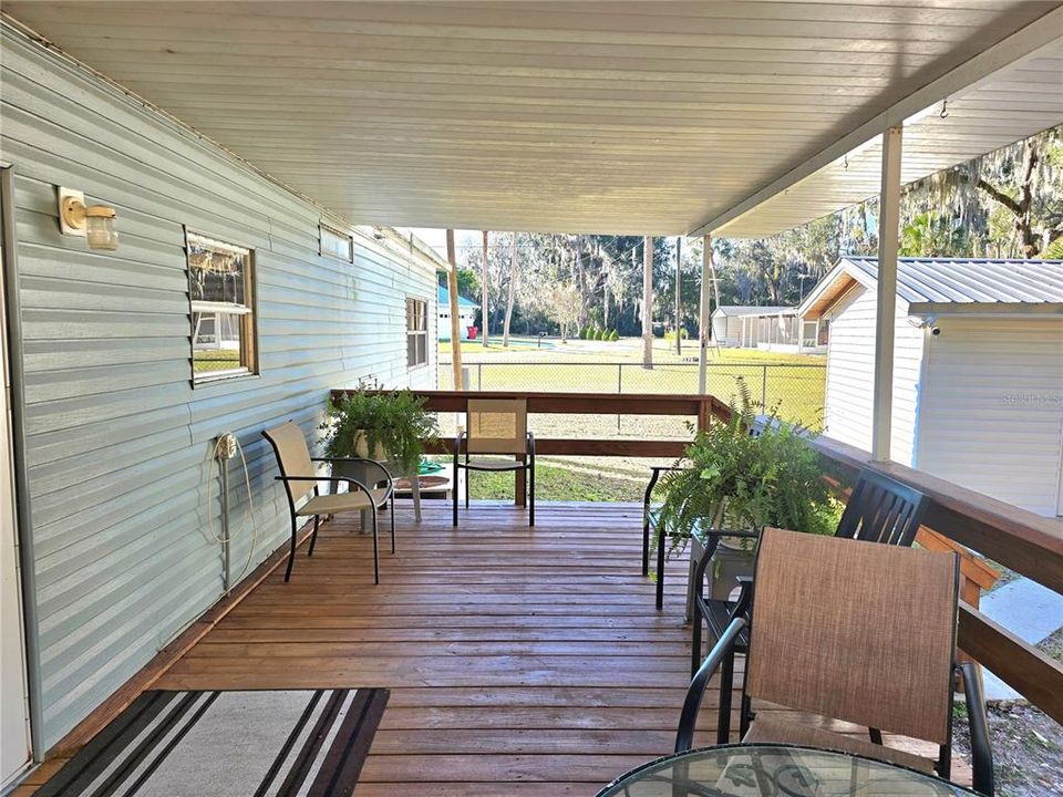 На продажу: $140,000 (2 спален, 1 ванн, 1056 Квадратных фут)