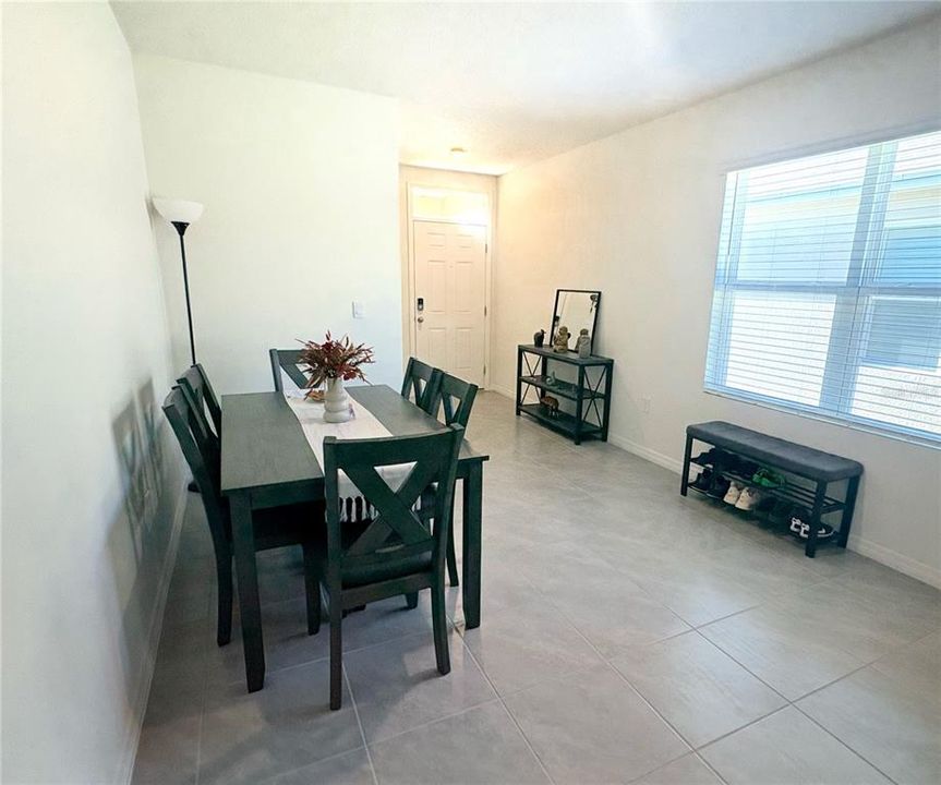For Sale: $365,000 (3 beds, 2 baths, 1516 Square Feet)