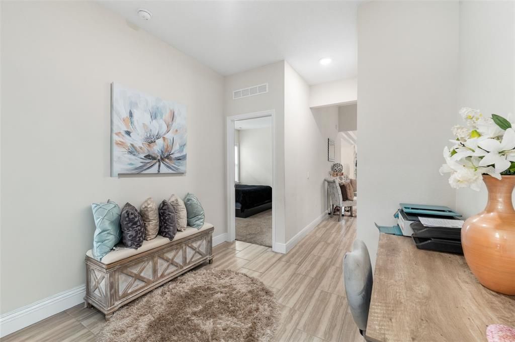 En Venta: $785,000 (4 camas, 3 baños, 3130 Pies cuadrados)