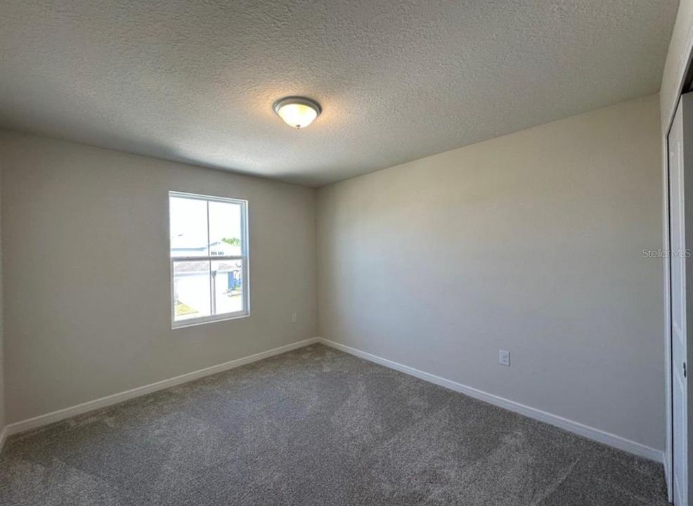 En Venta: $528,000 (5 camas, 2 baños, 2615 Pies cuadrados)