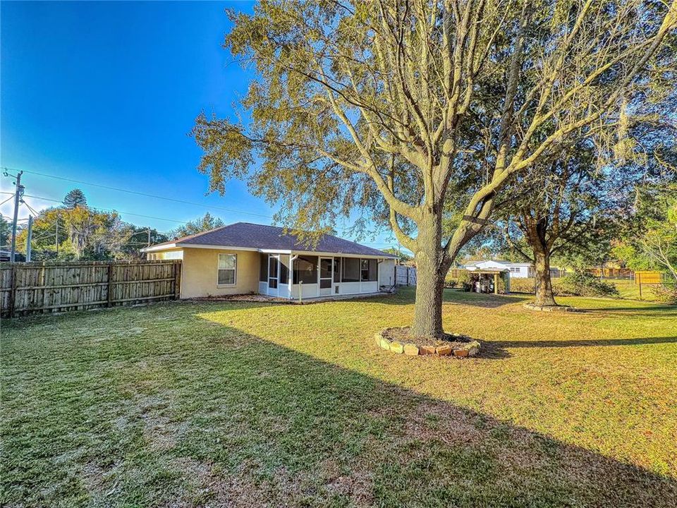 For Sale: $332,900 (3 beds, 2 baths, 1370 Square Feet)