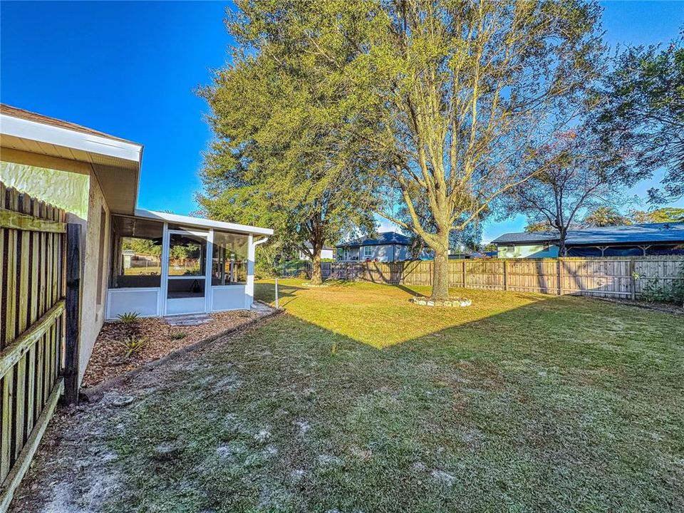 For Sale: $332,900 (3 beds, 2 baths, 1370 Square Feet)