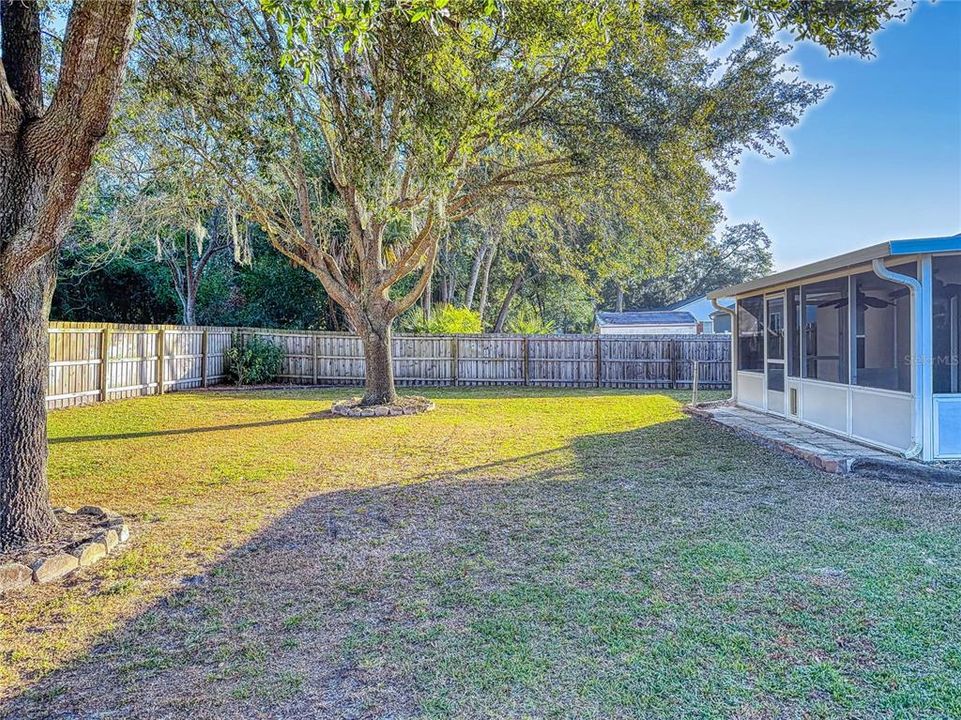 For Sale: $332,900 (3 beds, 2 baths, 1370 Square Feet)