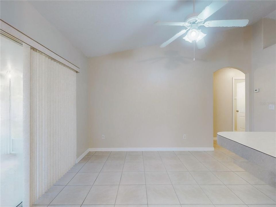 For Sale: $332,900 (3 beds, 2 baths, 1370 Square Feet)