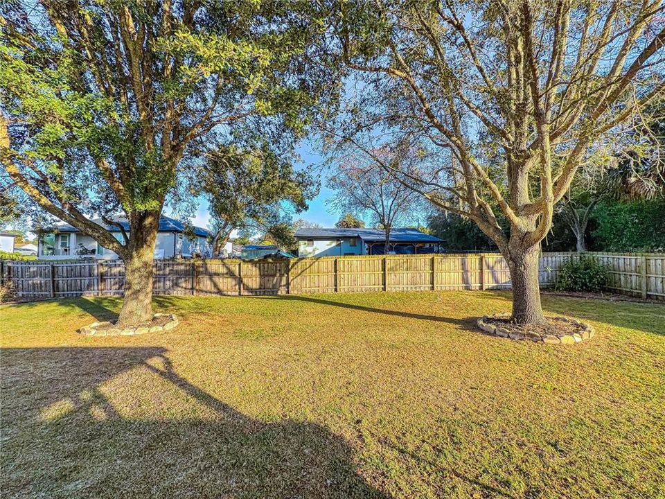 For Sale: $332,900 (3 beds, 2 baths, 1370 Square Feet)