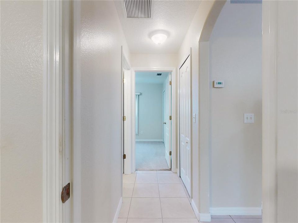 For Sale: $332,900 (3 beds, 2 baths, 1370 Square Feet)