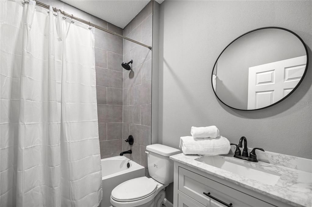 For Sale: $325,000 (3 beds, 2 baths, 1530 Square Feet)