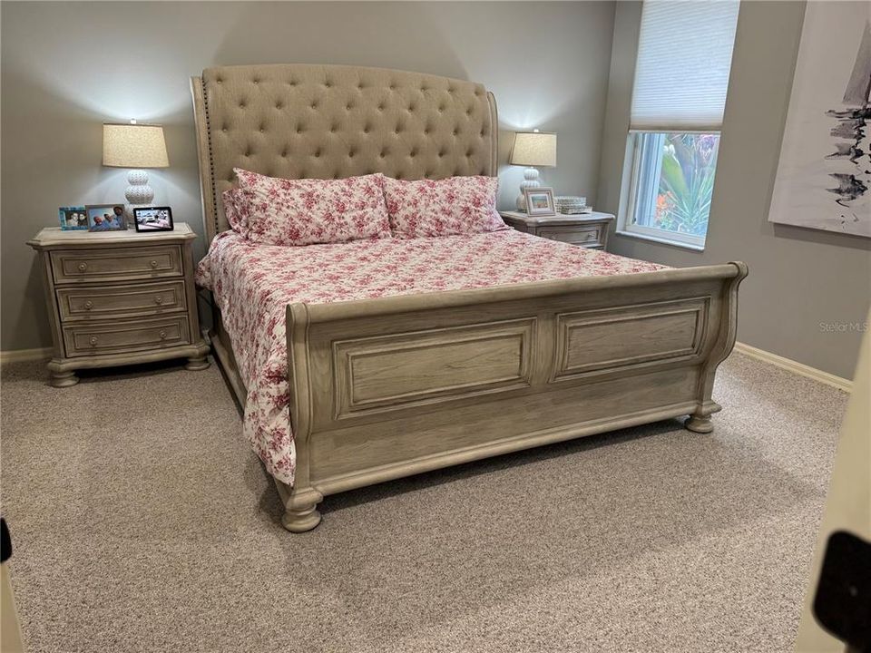 На продажу: $339,000 (2 спален, 2 ванн, 1432 Квадратных фут)