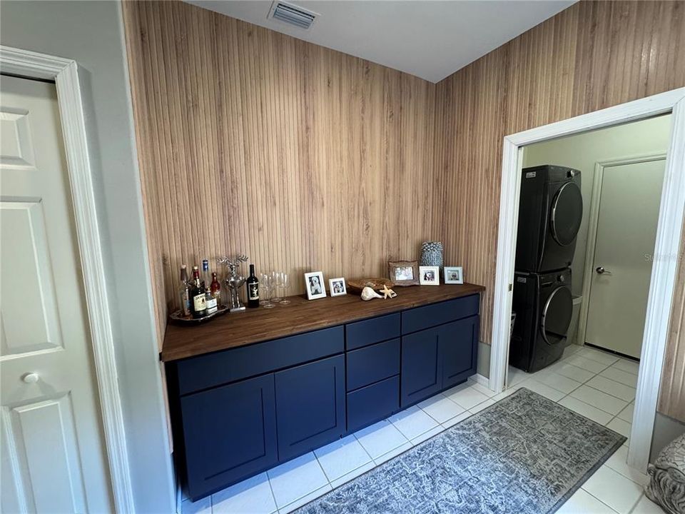 На продажу: $339,000 (2 спален, 2 ванн, 1432 Квадратных фут)