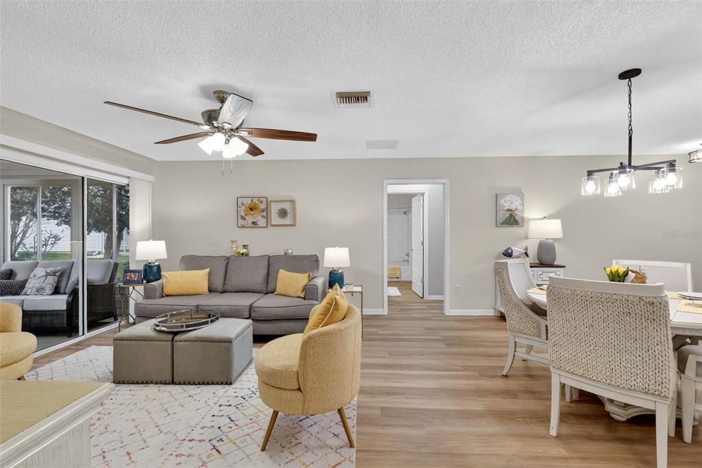 На продажу: $329,000 (3 спален, 2 ванн, 1240 Квадратных фут)