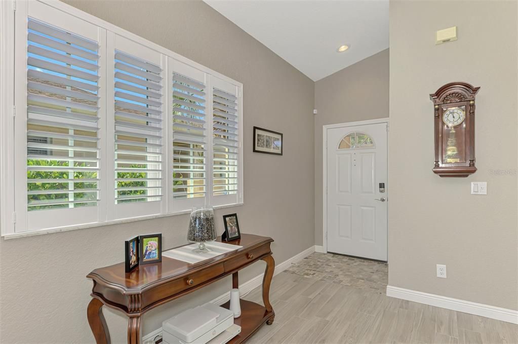 For Sale: $349,000 (2 beds, 2 baths, 1476 Square Feet)