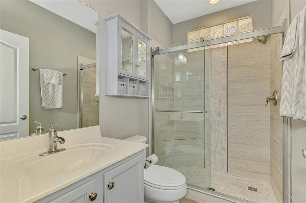 For Sale: $349,000 (2 beds, 2 baths, 1476 Square Feet)