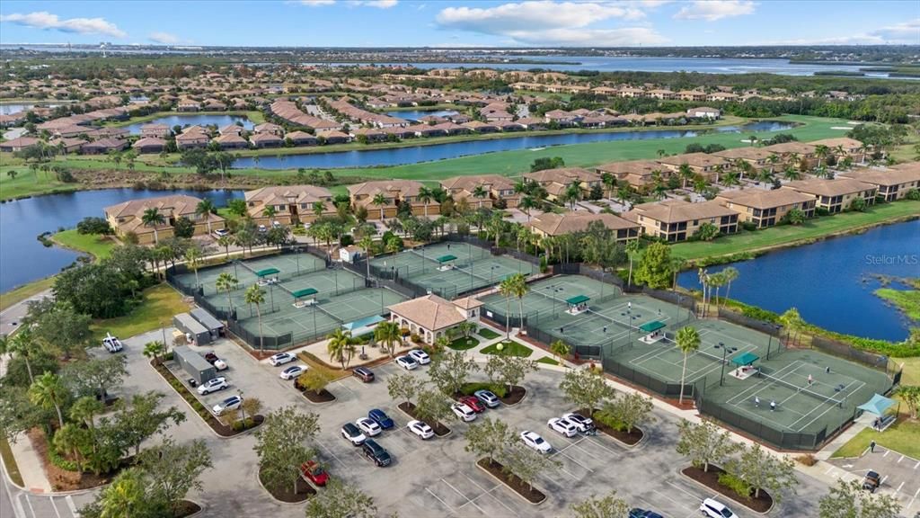 En Venta: $382,000 (2 camas, 2 baños, 1559 Pies cuadrados)