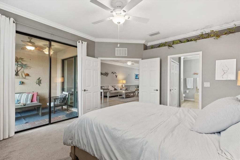 На продажу: $382,000 (2 спален, 2 ванн, 1559 Квадратных фут)