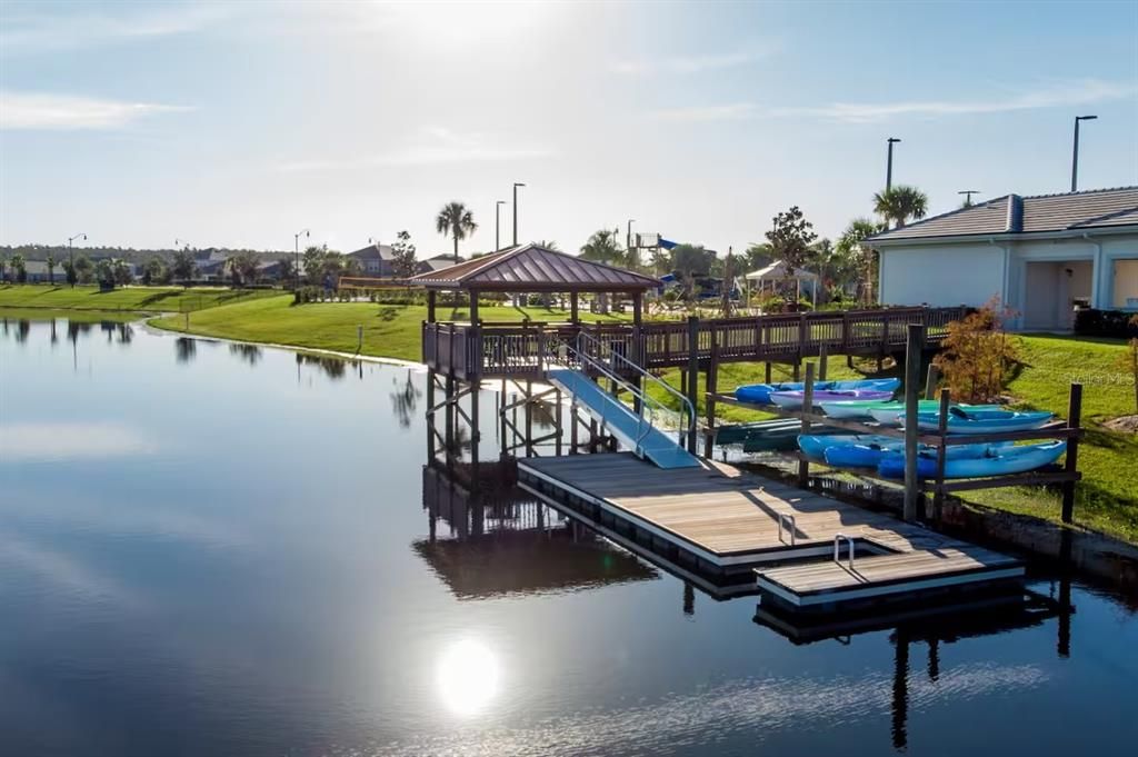 En Venta: $459,000 (4 camas, 3 baños, 1914 Pies cuadrados)