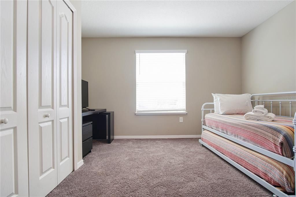 待售: $289,000 (3 贝兹, 2 浴室, 1762 平方英尺)