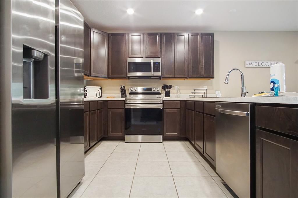 待售: $289,000 (3 贝兹, 2 浴室, 1762 平方英尺)