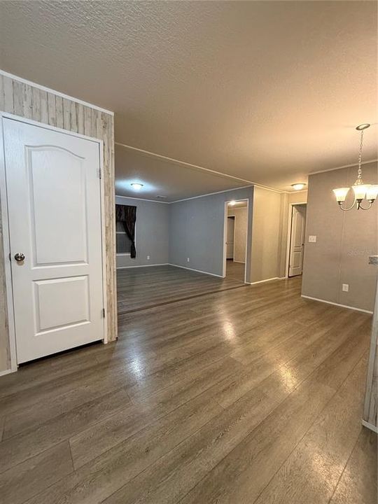 For Rent: $1,395 (3 beds, 2 baths, 1500 Square Feet)