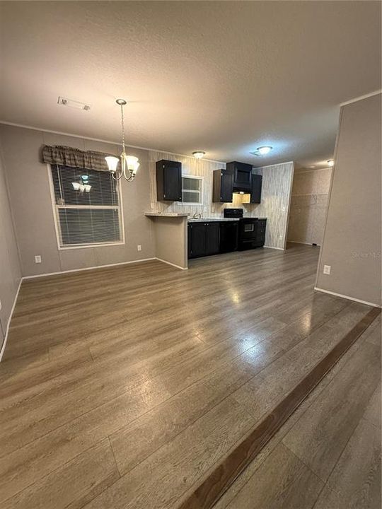 For Rent: $1,395 (3 beds, 2 baths, 1500 Square Feet)