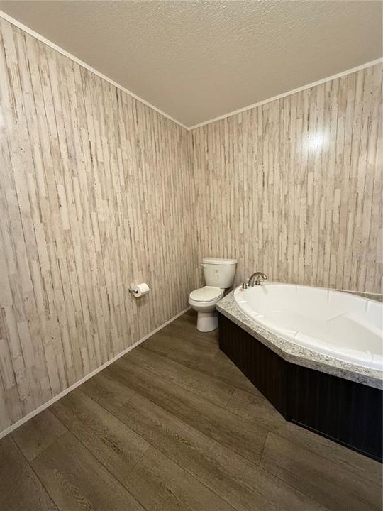 For Rent: $1,395 (3 beds, 2 baths, 1500 Square Feet)