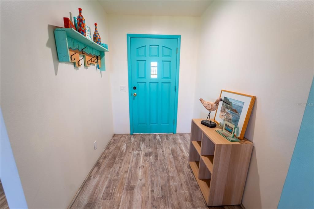 На продажу: $412,000 (3 спален, 2 ванн, 1762 Квадратных фут)