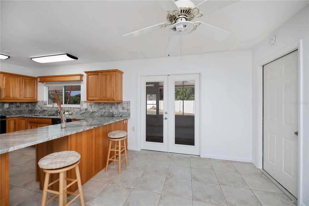 待售: $395,000 (3 贝兹, 2 浴室, 1202 平方英尺)