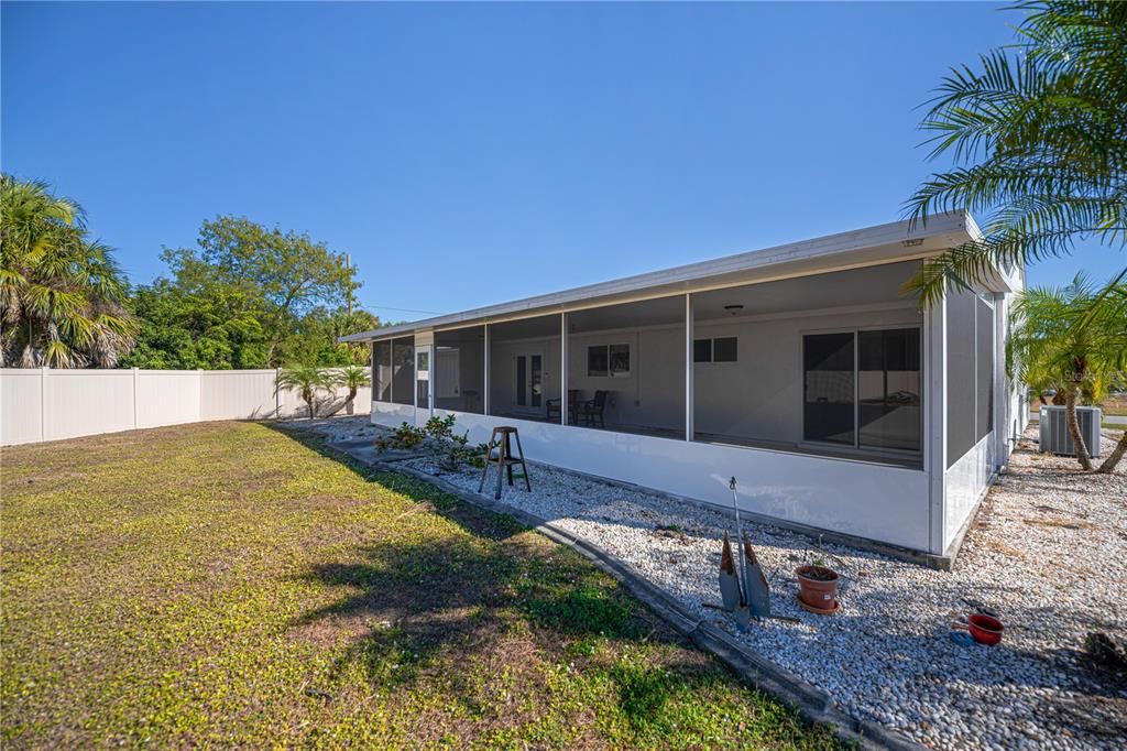 待售: $395,000 (3 贝兹, 2 浴室, 1202 平方英尺)