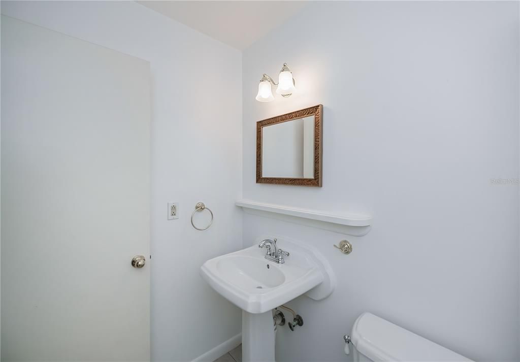 待售: $395,000 (3 贝兹, 2 浴室, 1202 平方英尺)