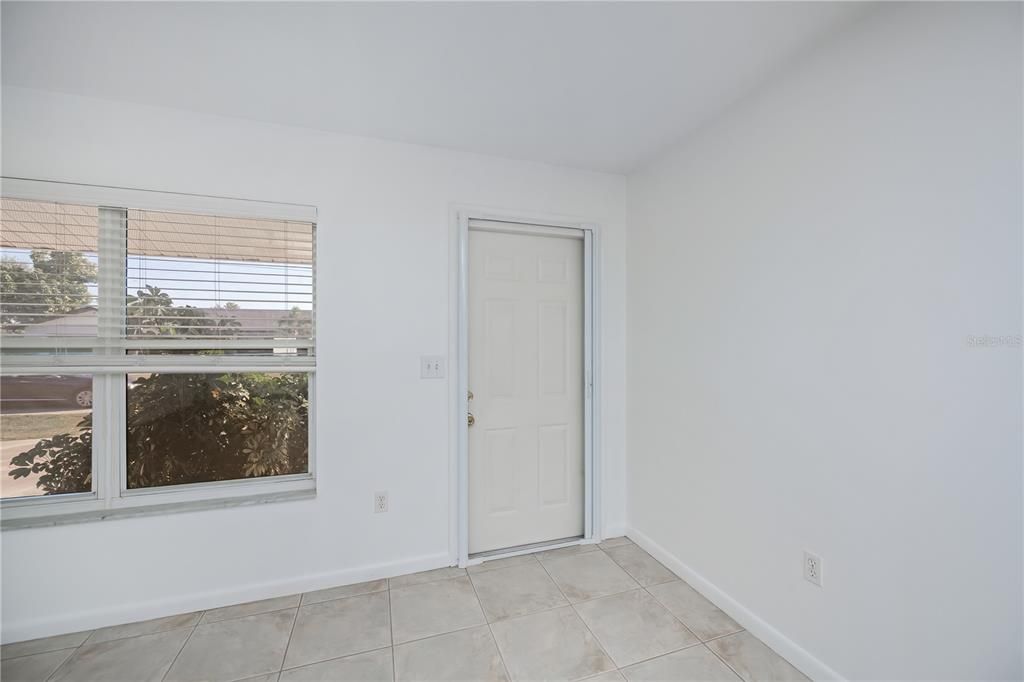 待售: $395,000 (3 贝兹, 2 浴室, 1202 平方英尺)