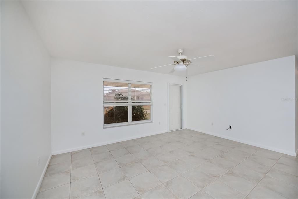 待售: $395,000 (3 贝兹, 2 浴室, 1202 平方英尺)