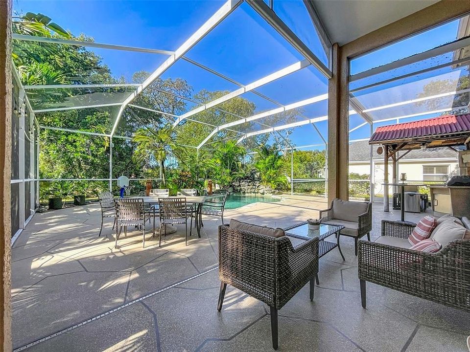 En Venta: $775,000 (4 camas, 3 baños, 3119 Pies cuadrados)